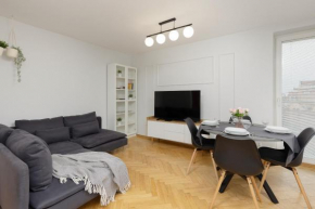 Warsaw Old Town Apartment by Noclegi Renters